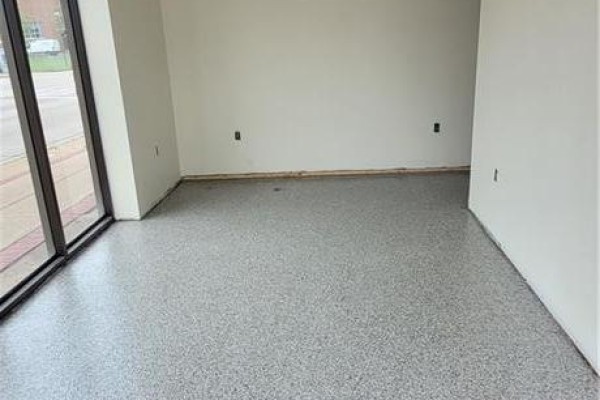 120 Parkdale Avenue N Unit# Office 1, Hamilton, ON, photo 3