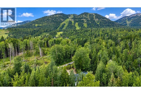 Primary Bedroom - 120 Richie Road, Rossland, BC V0G1Y0 Photo 4