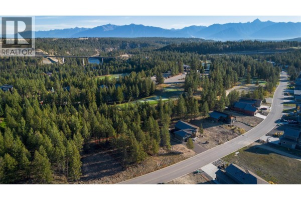 120 Shadow Mountain Boulevard, Cranbrook, BC V1C7C3 Photo 2