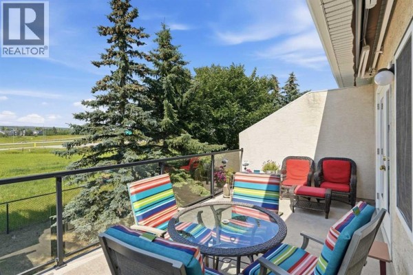 120 Sierra Morena Landing Sw, Calgary, AB, photo 2