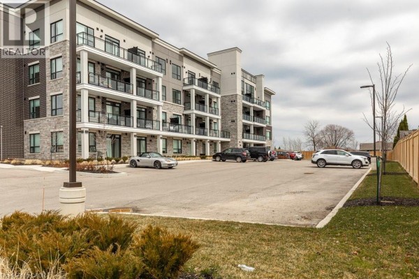 120 Springvalley Crescent Unit# 208, Hamilton, ON, photo 3