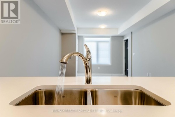 120 Wheat Lane, Kitchener, ON N2R0R4 Photo 5