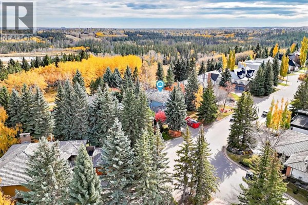 Residential for sale at 120 Woodacres Drive Sw, Calgary, AB - MLS® uU5EvH