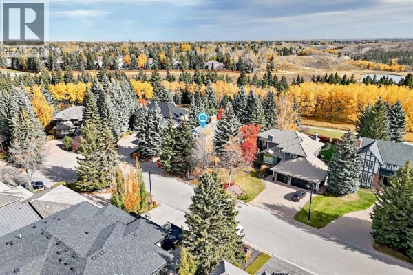 120 Woodacres Drive Sw, Calgary, AB, photo 2