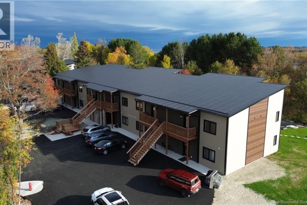 1200 Golden Park Crescent Unit# 5, Bathurst