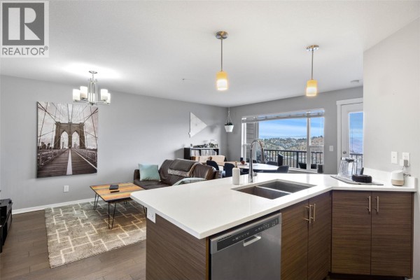 Dining room - 1200 Harrison Place Unit# 204, Kamloops, BC V1S1M1 Photo 4