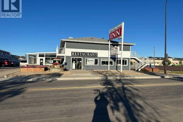 12002 100 Street, Grande Prairie, AB T8V4J1 Photo 4