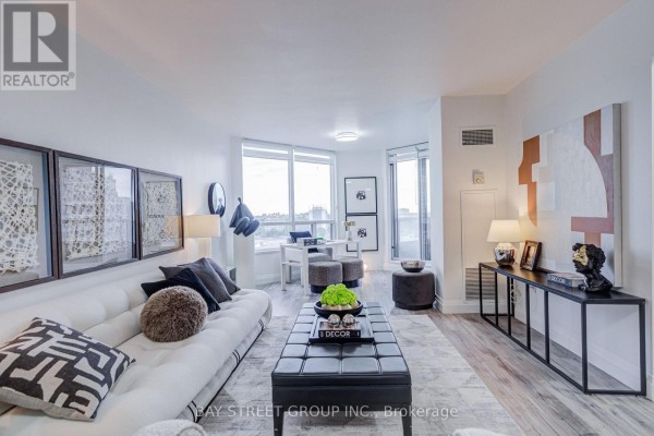Kitchen - 1201 - 168 Bonis Avenue, Toronto, ON M1T3V6 Photo 3