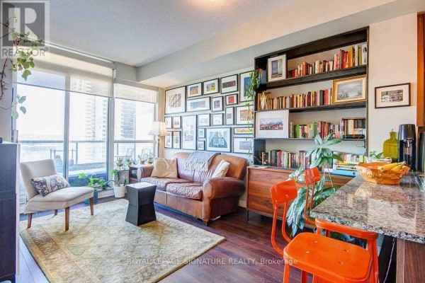 Den - 1201 - 500 Sherbourne Street, Toronto, ON M4X1L1 Photo 4