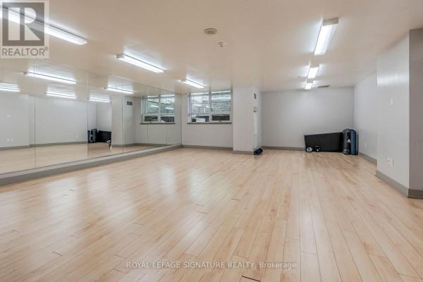 1201 - 816 Lansdowne Avenue, Toronto, ON M6H4K6 Photo 5