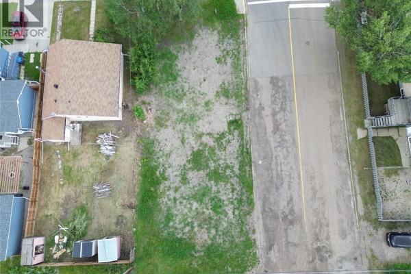 1201 105 Avenue, Dawson Creek, BC, photo 2