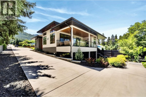 Workshop - 1201 20 Avenue Sw, Salmon Arm, BC V1E1L6 Photo 3