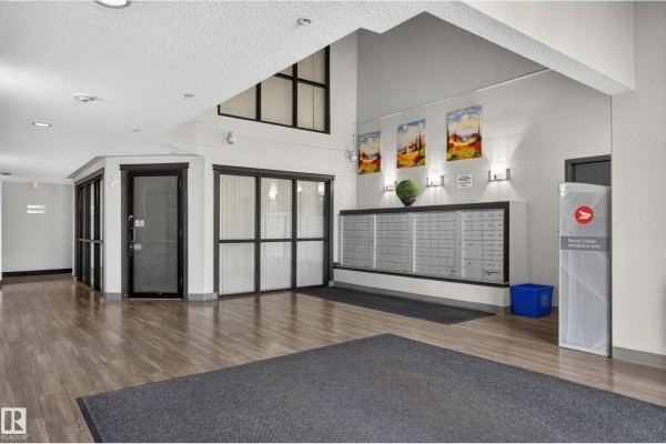 Laundry room - #1201 330 Clareview Station Dr Nw, Edmonton, AB T5Y0E6 Photo 4