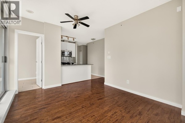 1201 480 Robson Street, Vancouver, BC V6B1S1 Photo 5