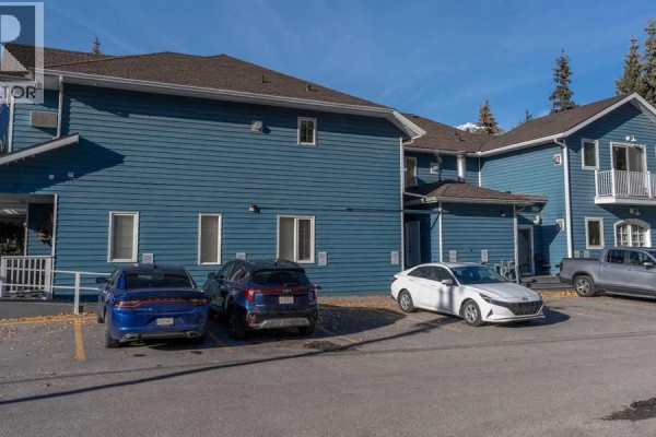 1201 Bow Valley Trail, Canmore, AB T1W1P5 Photo 5