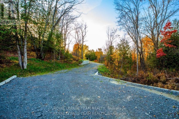 1201 Dunning Road, Ottawa, ON, photo 2