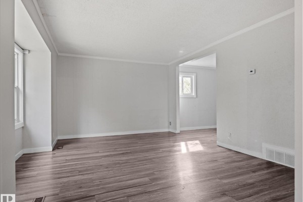 Bedroom 2 - 12018 126 St Nw Nw, Edmonton, AB T5L0W5 Photo 5