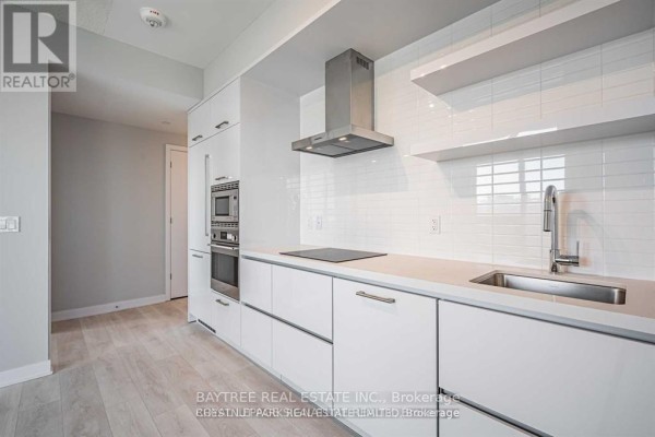 Kitchen - 1202 - 2221 Yonge Street, Toronto, ON M4S0B8 Photo 3