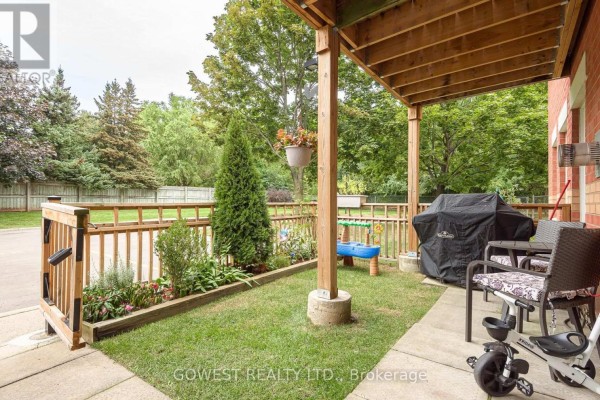 1202 - 4140 Foxwood Drive, Burlington, ON L7M4R4 Photo 5