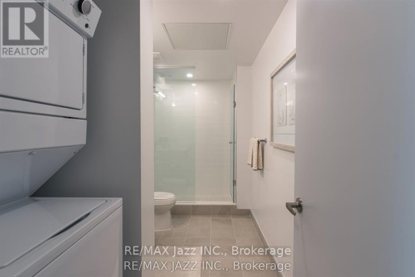 Primary Bedroom - 1202 - 80 Bond Street E, Oshawa, ON L1G0E6 Photo 4