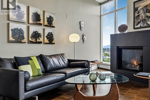 1202 175 W 2nd Street, North Vancouver, BC V7M0A5 Photo 4