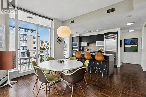 1202 175 W 2nd Street, North Vancouver, BC V7M0A5 Photo 5