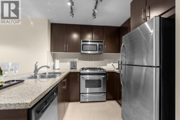 1202 660 Nootka Way, Port Moody, BC V3H0B7 Photo 2