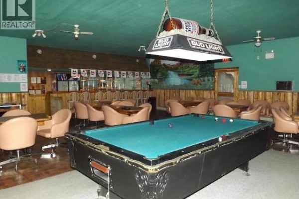 Ida's-1202 Alaska Highway, Beaver Creek, YT Y0B1A0 Photo 5