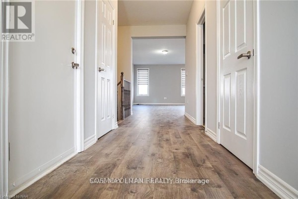 Bedroom 3 - 1202 Green Acres Drive, Fort Erie, ON L2A0C9 Photo 5