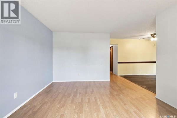 Primary Bedroom - 1202 Mccormack Road, Saskatoon, SK S7M5L9 Photo 5