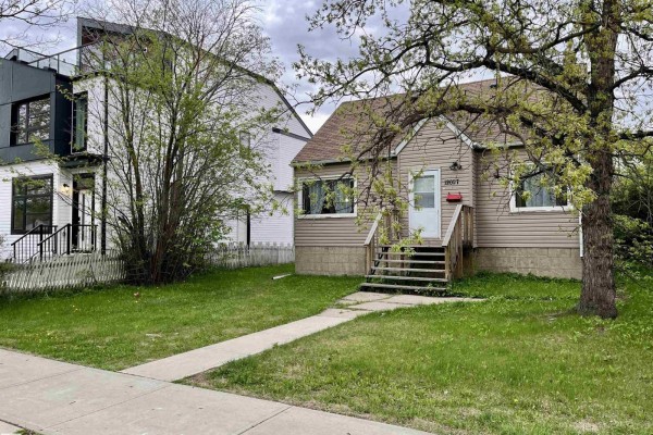 12027 124 St Nw, Edmonton, AB, photo 3