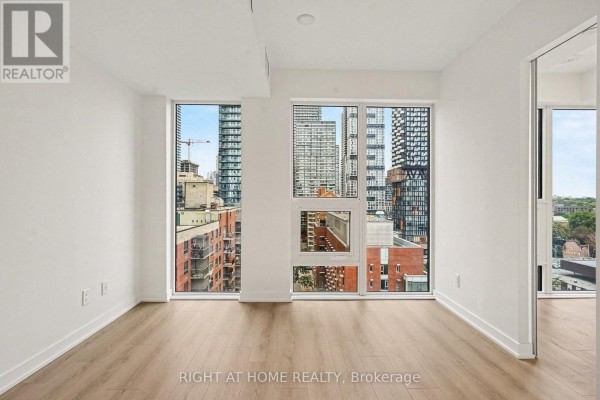 1203 - 100 Queen Street E, Toronto, ON M5C0B5 Photo 2