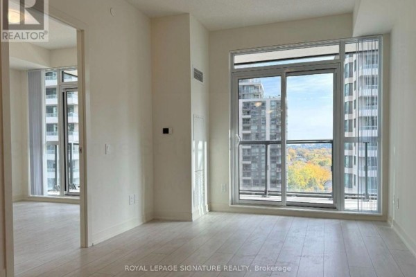 Kitchen - 1203 - 4955 Yonge Street, Toronto, ON M2N0L8 Photo 3
