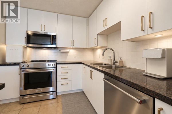 1203 2138 Madison Avenue, Burnaby, BC V5C6T6 Photo 5