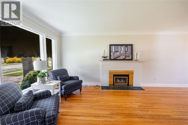 Kitchen - 1203 Colborne Road, Sarnia, ON N7V3K9 Photo 5