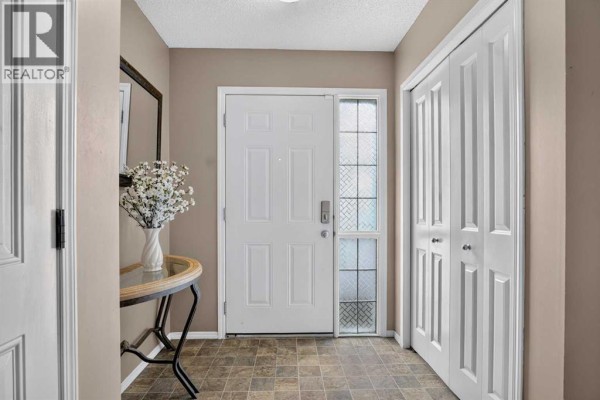 1204, 800 Yankee Valley Boulevard Se, Airdrie, AB, photo 2