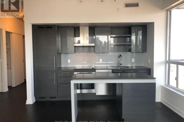 1204 - 1030 King Street W, Toronto, ON M6K0B4 Photo 2