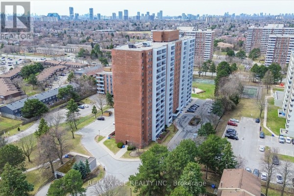 Living room - 1204 - 1250 Bridletowne Circle, Toronto, ON M1W2V1 Photo 4