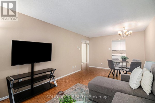 1204 - 475 Laurier Avenue W, Ottawa, ON K1R7X1 Photo 5
