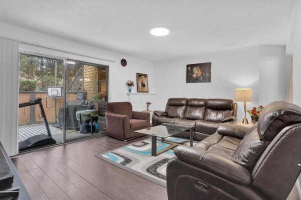 1204 10620 150 Street, Surrey, BC V3R7S1 Photo 4