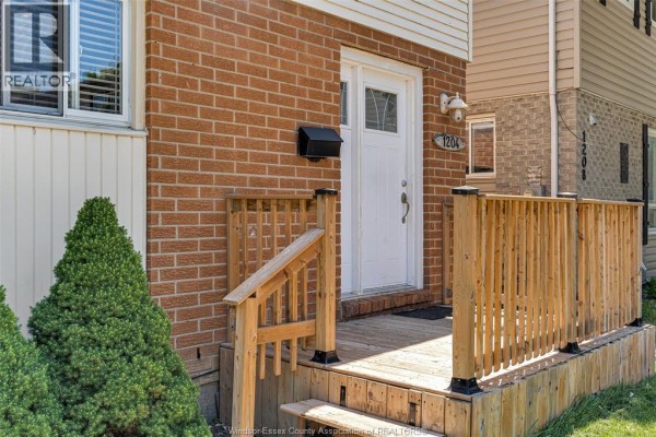 Laundry room - 1204 Copperfield Pl, Windsor, ON N8S4G6 Photo 3