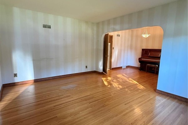 Bedroom - 1204 Ewart Avenue, Saskatoon, SK S7H2K3 Photo 5
