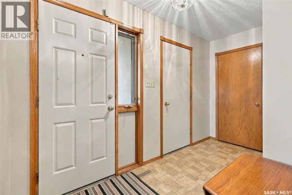 1204 Lapchuk Crescent N, Regina, SK, photo 3