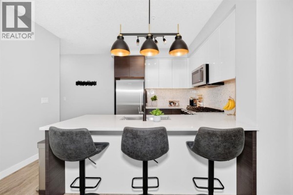 5pc Bathroom - 1205, 95 Burma Star Road Sw, Calgary, AB T3E8A9 Photo 5