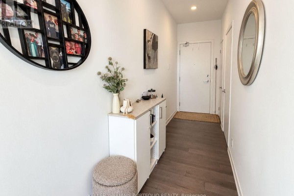 Primary Bedroom - 1205 - 1830 Bloor Street W, Toronto, ON M6P0A2 Photo 3