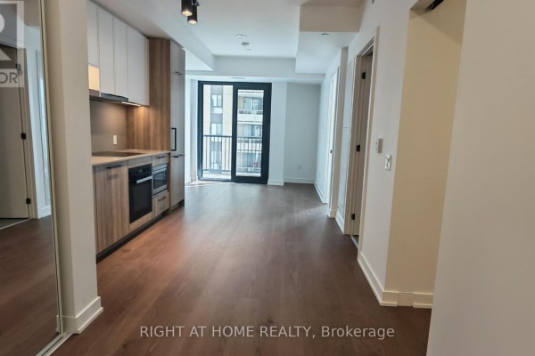 Living room - 1205 - 91 Montclair Avenue, Toronto, ON M5P0B1 Photo 3