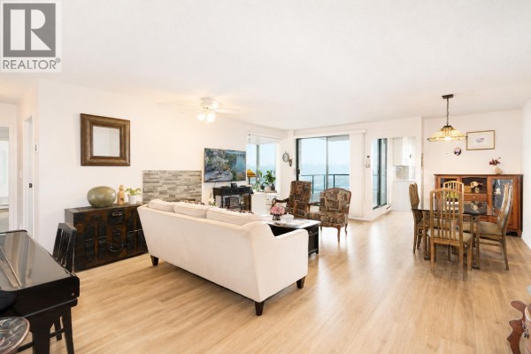 1205 420 Carnarvon Street, New Westminster, BC V3L5P1 Photo 3