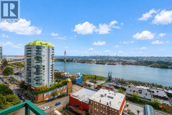 1205 420 Carnarvon Street, New Westminster, BC V3L5P1 Photo 4