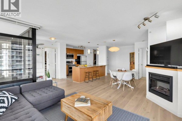 1205 610 Victoria Street, New Westminster, BC V3M0A5 Photo 5
