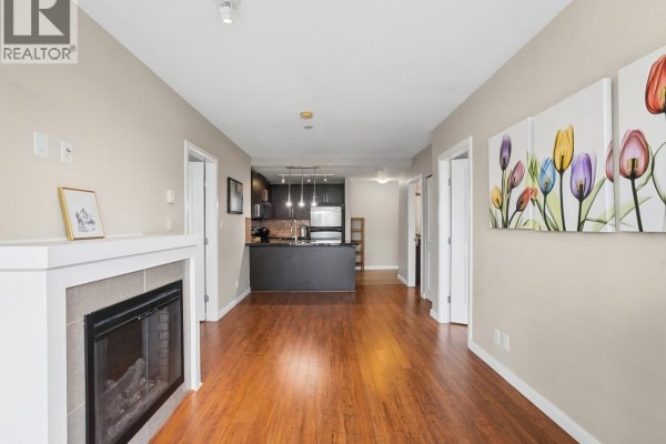 1205 888 Carnarvon Street, New Westminster, BC V3M0C6 Photo 4